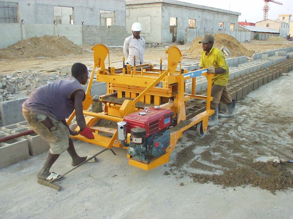 egg laying block machine