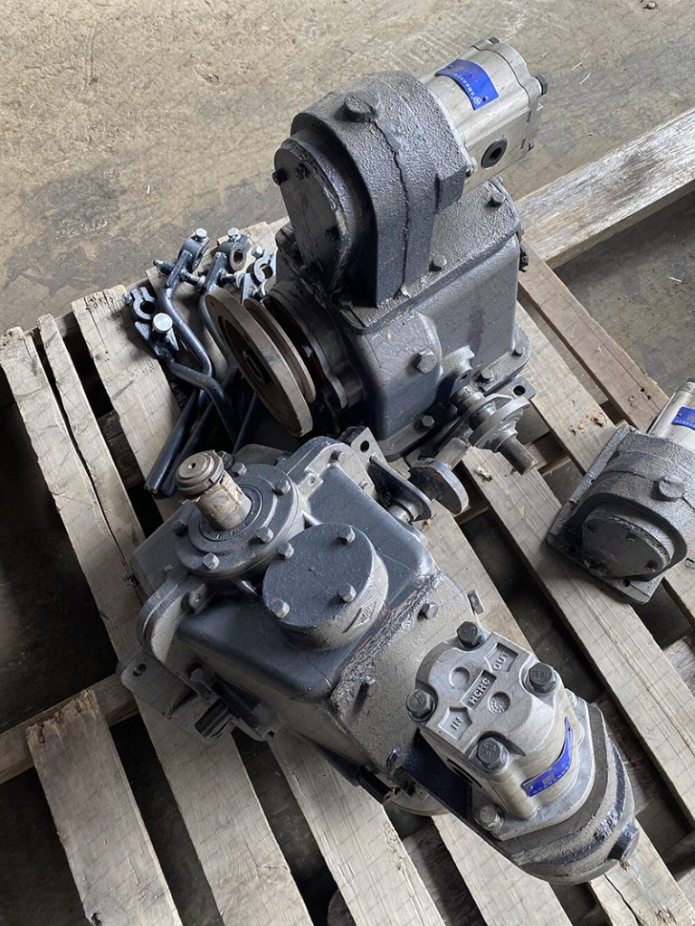 diesel mixer 06 marine gearbox with power take off and hydraulic pump